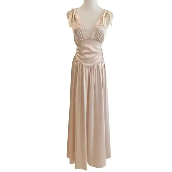 Helsa The Silk Celeste Dress - Picture 11 of 16